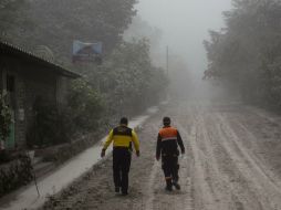 La situación del volcán propició la evacuación casi total de las comunidades La Yerbabuena y La Becerrera. AFP / H. Guerrero