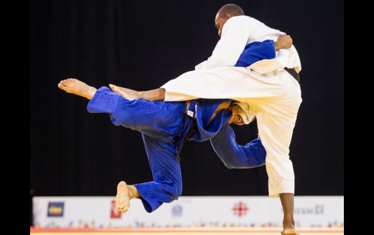 Isao Cárdenas se impuso al sudamericano gracias a que le aplicó un ippon en el minuto 1:24 de tiempo corrido. AFP / G. Robins