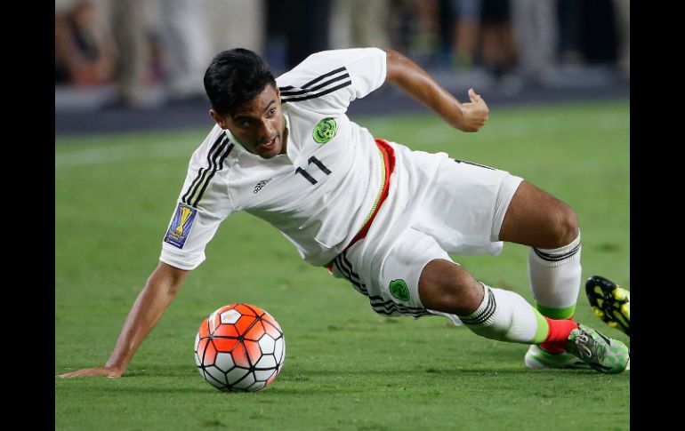 Carlos disputa la Copa Oro con la Selección mexicana. AFP / ARCHIVO