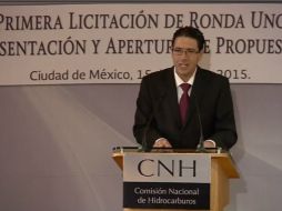 El presidente de la Comisión Nacional de Hidrocarburos (CNH), Juan Carlos Zepeda ofrece detalles de la licitación. ESPECIAL / energia.gob.mx