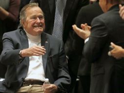 Bush se encuentra en el hospital de Portland en condición estable; su portavoz asegura que en ningún momento se sintió desorientado. AP / ARCHIVO