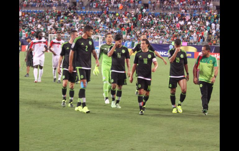 El equipo mexicano empató de último minuto con Trinidad y Tobago en la Copa Oro. EFE / W. Gómez