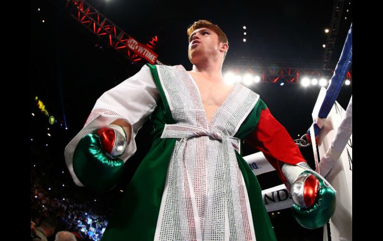 La pelea entre 'Canelo' y Cotto, por el cinturón mediano del CMB, es la más esperada en el mundo del boxeo. AFP / ARCHIVO