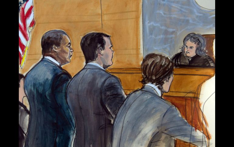 En este dibujo del juicio, Jeffrey Webb (izq.) comparece ante la Juez Magistrado Vera M. Scanlon (der.). AP / E. Williams