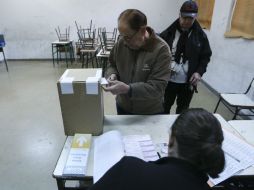 En esta segunda jornada, los resultados podrían conocerse poco después del cierre de urnas, previsto para las 18 horas locales. EFE / D. Fernández