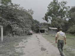 Las 27 comunidades que reciben apoyos fueron evacuados o resultaron dañados por la ceniza volcánica. TWITTER / @PCJalisco