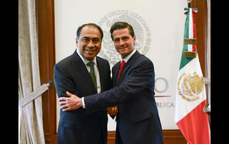 Peña Nieto y Astudillo aprovechan para hablar sobre los beneficios que traerá la implementación de Zonas Económicas Especiales. TWITTER / @PresidenciaMX