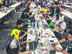 Cientos de jóvenes participan en el Campus Party, donde ayer se anunciaron inversiones para el impulso de la innovación. EL INFORMADOR / F. Atilano