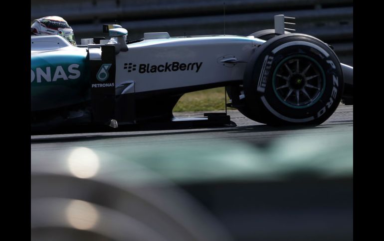 Lewis Hamilton (Mercedes) durante el tercer entrenamiento del Gran Premio de Hungría. AP / D. Vojinovic