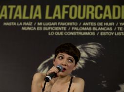 El nuevo álbum de Natalia Lafourcade se ha logrado colocar en las listas de popularidad de Itunes y Spotify. AP / ARCHIVO