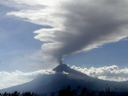 El Volcán El Colima emitió una columna de más de un kilómetro de altura con leve contenido de ceniza. NTX / ARCHIVO