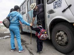 Indican que los transportistas se han abocado a exigir mejor tarifa y la autoridad a la profesionalización de los choferes. EL INFORMADOR / ARCHIVO