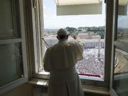 El Papa Francisco decide prescindir de los servicios de su médico personal, Patrizio Polisca. EFE /