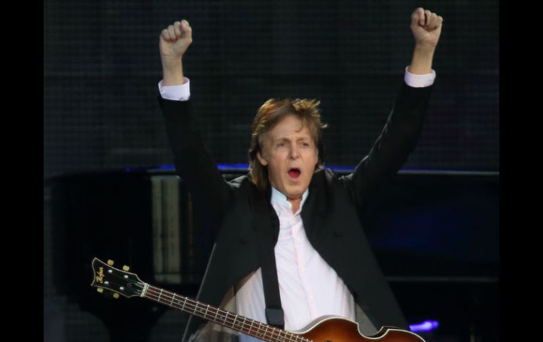 McCartney ofrece una actuación memorable para sus fans. AP / S. C. Mitchell