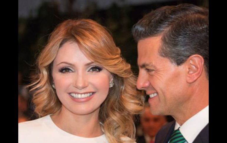 Peña Nieto escribe: 'Muchas felicidades a mi muy amada esposa. Gracias por acompañarme y darle armonía y alegría a nuestra familia'. FACEBOOK / Enrique Peña Nieto