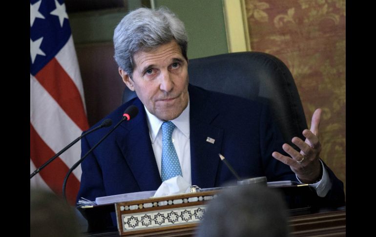 Kerry se reunirá este domingo con el presidente egipcio, Abdel Fatah. AP / B. Smialowski