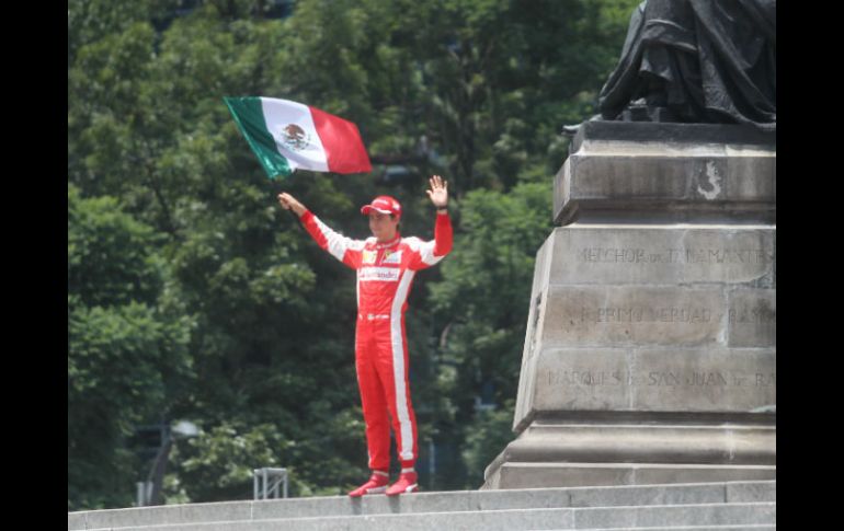 'Es algo que se quedará eternamente en mi memoria, en mi corazón', comentó Esteban Gutiérrez. EL INFORMADOR / A. Hinojosa