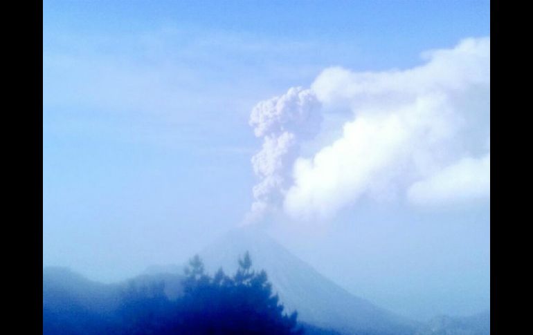 El Volcán El Colima es monitoreado por autoridades de Protección Civil estatales y federal. TWITTER / @PCJalisco