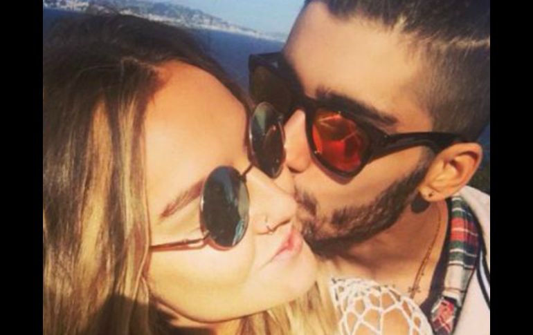 Hace algunos meses, la pareja presumía felicidad en redes sociales. TWITTER / @PerrieOffic__