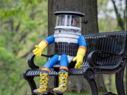 El robot tenía la finalidad de explorar el mundo, encontrar amigos y subir a internet las fotografías que tomaba periódicamente. TWITTER / @hitchBOT