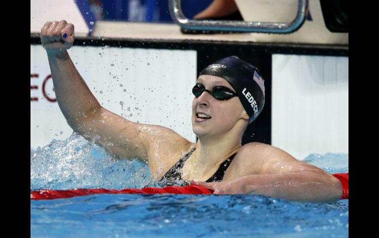 Ledecky señala que se preparó todo el año para este momento. AP / M. Sohn