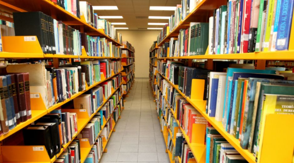 La librería que resulte ganadora recibirá, además del estímulo económico, una dotación de libros y una beca Indeli para dos personas. EL INFORMADOR / ARCHIVO