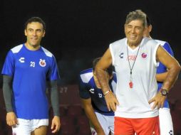 El entrenador Carlos Reinoso quiere dejar de lado la derrota ante León. FACEBOOK / Tiburones Rojos de Veracruz