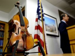 El violinista murió hace tres años con 101 años, compró el Stradivarius en 1943 y sólo tocó con él hasta que fue robado. EFE / J. Lane