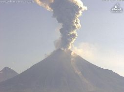 Estas emisiones han tenido alcances históricos de 30 a 50 kilómetros de altura. TWITTER / @webcamsdemexico