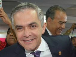 Algunas instancias de información respecto a transición en delegaciones suelen demorar por nivel de complejidad, afirma. FACEBOOK / Miguel Ángel Mancera