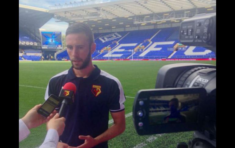 Miguel Layún anotó el primer gol de la temporada y del equipo de los 'Hornets' este sábado. TWITTER / @WatfordFC