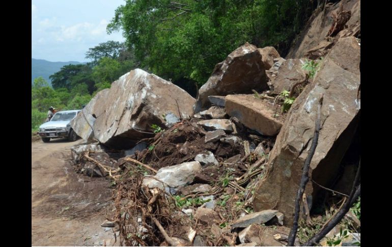 Las autoridades piden extremar precauciones y esperar a que se abra la autopista. NTX / ARCHIVO