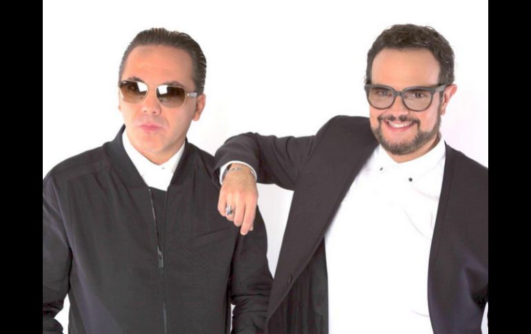 El dueto 'Tan cerquita' causó la 'química' entre estas dos figuras del espectáculo mexicano. TWITTER / @CristianCastro