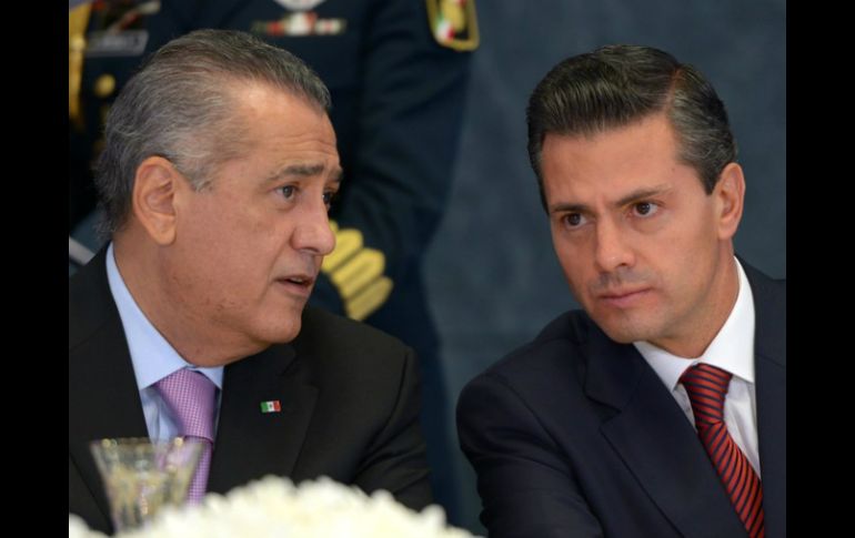 Manlio Fabio Beltrones defiende la reforma educativa propuesta por el gobierno del Presidente Enrique Peña Nieto. NTX / ARCHIVO