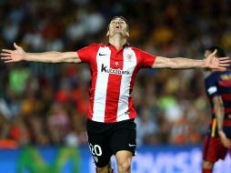 Aritz Aduriz marcó el gol del empate que le dio el triunfo al Athletic. EFE / T. Albir