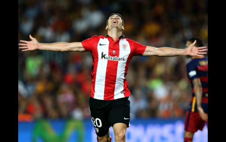 Aritz Aduriz marcó el gol del empate que le dio el triunfo al Athletic. EFE / T. Albir