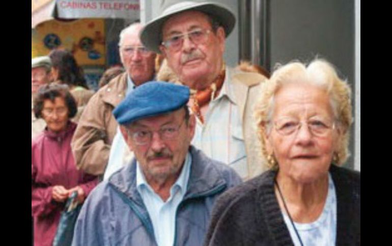 Apoyo. Mejores pensiones. EL FINANCIERO ARCHIVO  /