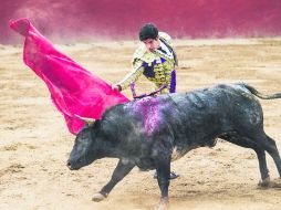 El novillero jalisciense, Román Martínez, en la Plaza de Toros, El Centenario de Tlaquepaque. EL INFORMADOR / P. Pérez