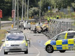 El aparato se estrelló contra varios coches y provocó la tragedia. AP / D. Leal