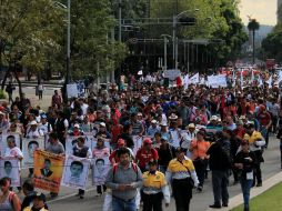 El contingente exige la aparición con vida de los 43, que se haga justicia y se dé castigo a los responsables. SUN / L. Flores