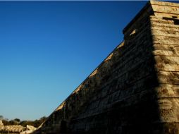 La estructura más reconocida por los turistas es el Castillo de Kukulcán, un templo que tiene 365 escaleras, los días del año. EL INFORMADOR / ARCHIVO