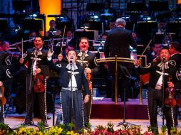 Una Orquesta Sinfónica bajo la batuta de Héctor Guzmán acompañó la música mexicana. EL INFORMADOR / P. Franco