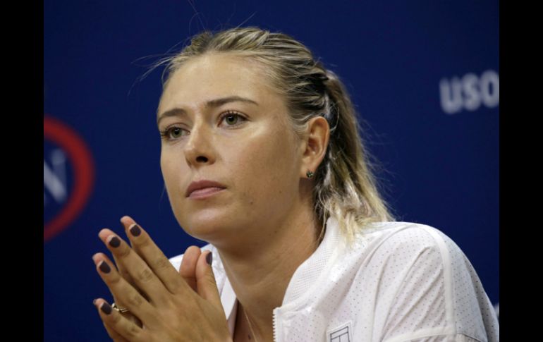 ‘Lamentablemente no voy a poder competir este año en el US Open’, dijo Sharapova en Twitter. EFE / ARCHIVO