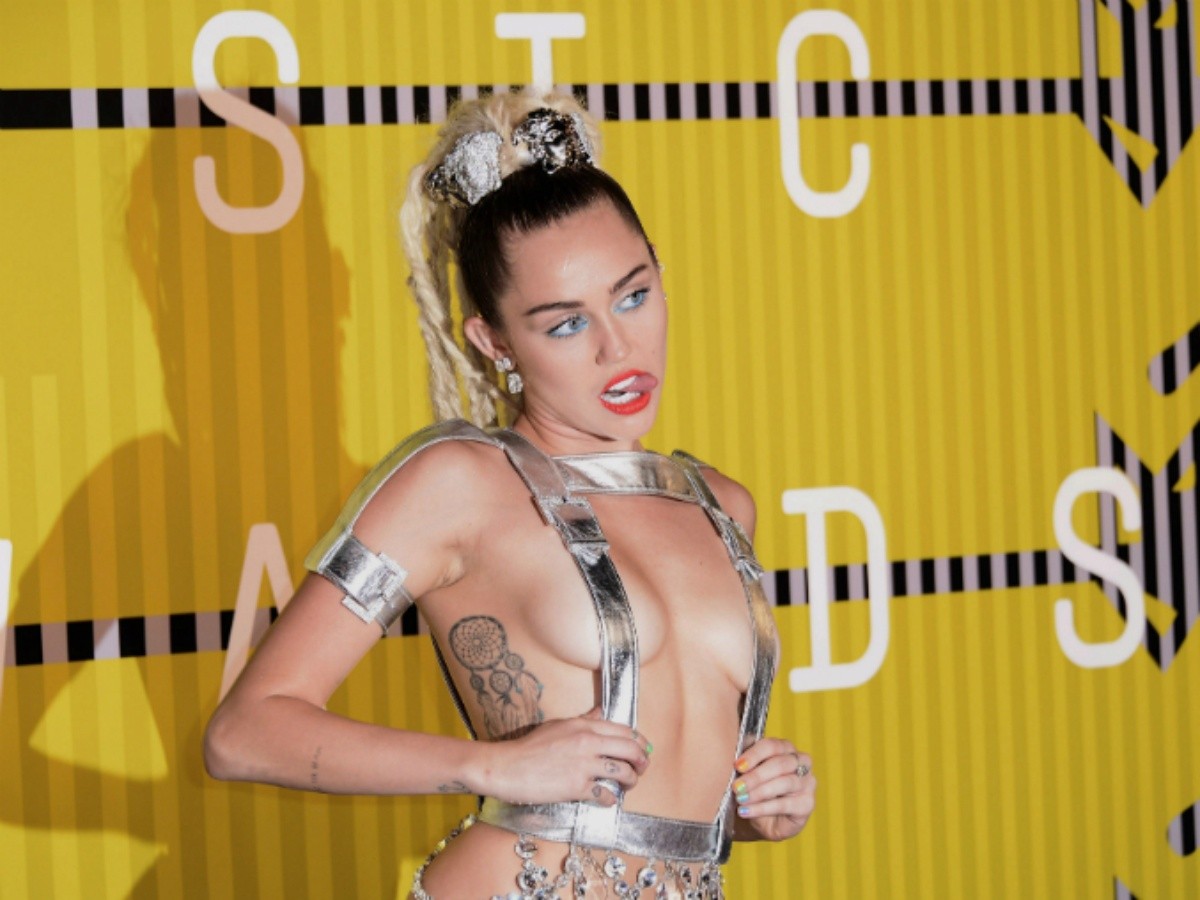 Miley Cyrus no tiene el impacto de Janet Jackson | El Informador