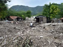 'Erika' también causó graves daños en infraestructura y mobiliario urbano en la isla, al igual que en República Dominicana y Haití. AFP / ARCHIVO