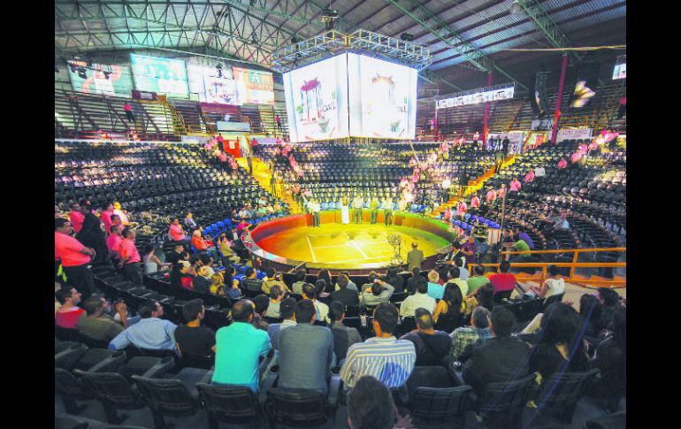 Escenario. Sobre esta arena cantarán las estrellas del Palenque de las Fiestas de Octubre. EL INFORMADOR / ARCHIVO