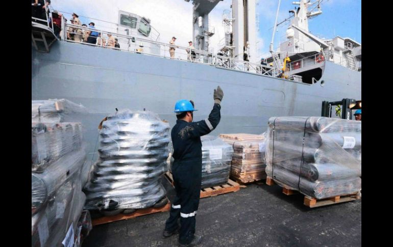 Perú realizó simulacro de evacuación y atención a heridos, preparándose para 'El Niño'. EFE / C. Lezama