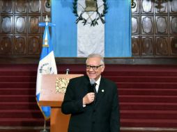 Este jueves Alejandro Maldonado tomó juramento como nuevo mandatario. AFP / R. Arangua