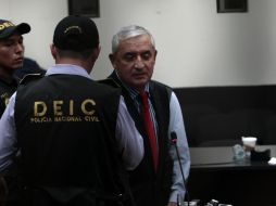 Pérez Molina fue imputado este jueves de tres delitos que lo acusan de dirigir una red de corrupción. EFE / E. Biba