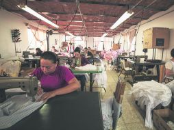 Impacto. El encarecimiento de los insumos genera un duro golpe a la industria textil del Estado. EL INFORMADOR /